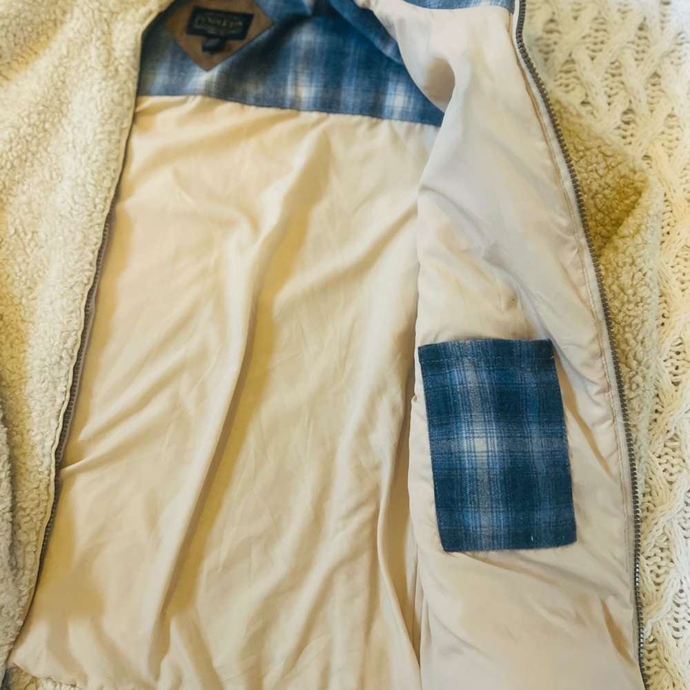 Pendleton Sherpa Jacket - image 4